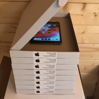 Bieden Apple iPad Mini 2 zwart 16gb 7.9&quot; wifi (4G) + garantie