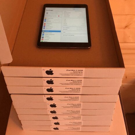 nieuwsbrief actie Apple iPad Mini 2 zwart 32GB 7,9" WiFi (4G) + garantie