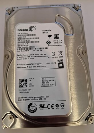 Seagate Barracuda 250GB SATA PC harddisk 3.5 inch 2