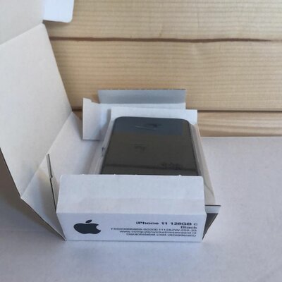 Marktplaats actie Apple iPhone 11 64GB 6.1" + garantie