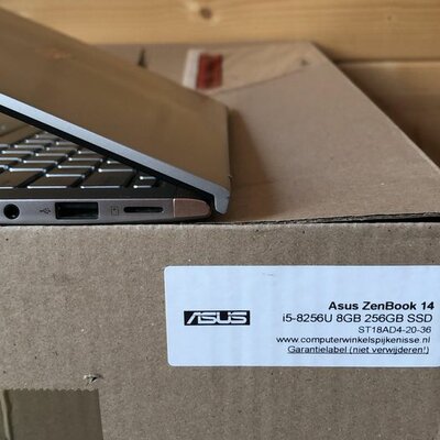 (klein defect) Asus ZenBook 14 i5-8265U 4/8/16GB 256GB SSD 14 inch (alleen netsnoer)
