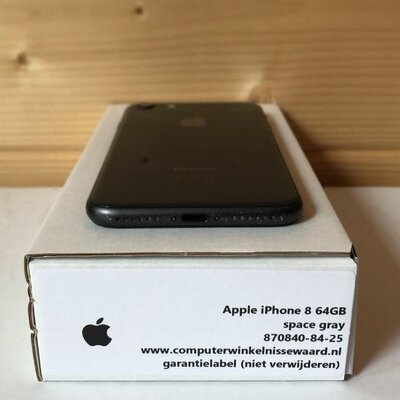 nieuwstaat Apple iphone 8 black 64GB + 12 maanden garantie