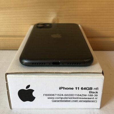 nieuwstaat Apple IPhone 11 64GB zwart 6.1" + 12 maanden garantie