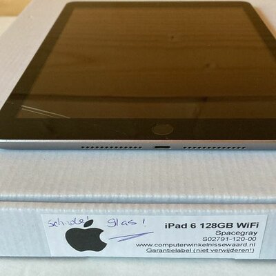 Kleine glas schade Apple iPad 6 zwart 128GB 9.7" WiFi (4G) (geen garantie)