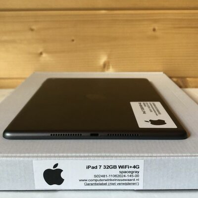 nieuwstaat Apple iPad 7 zwart 32GB 10.2" WiFi (4G) + 12 maanden garantie